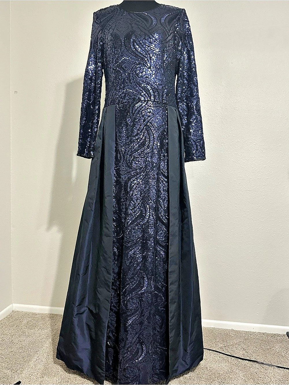 Rickie Freeman TERI JON Paisley Sequin Maxi Dress Blue Black Size 16